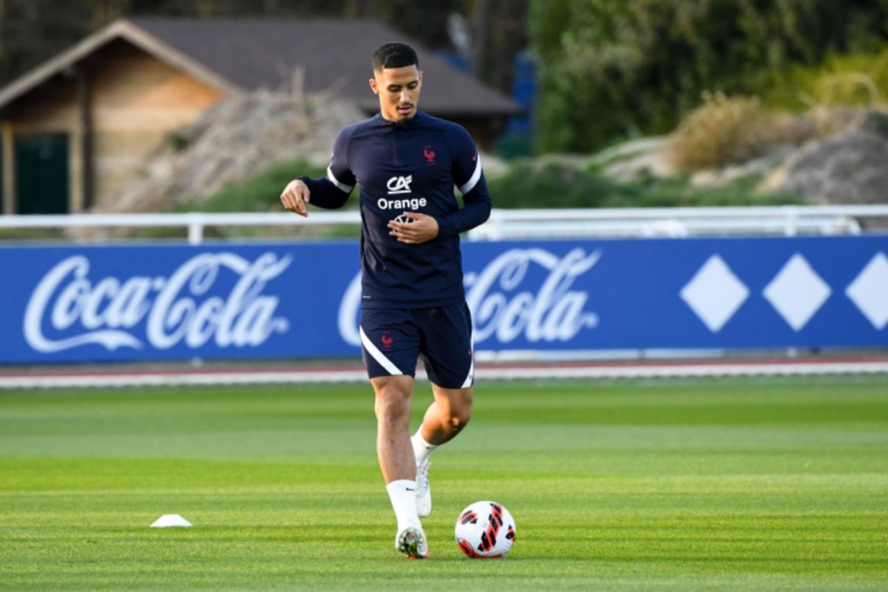 法国队的点球故事：萨利巴的决定与团队的团结