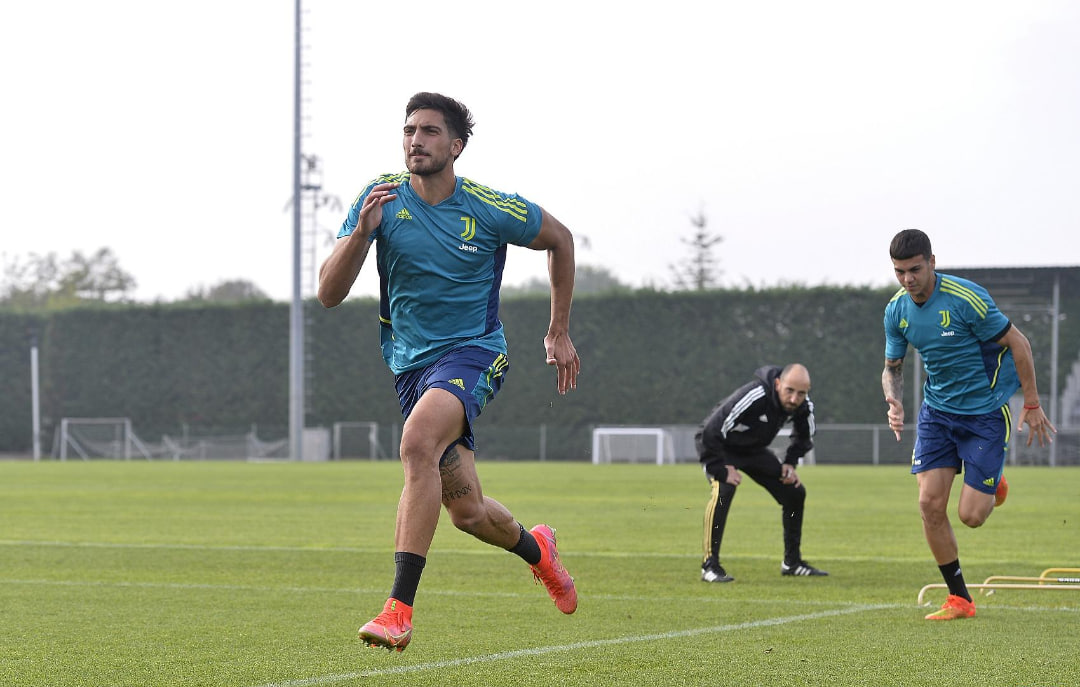 博主：尤文图斯与AC米兰放弃300万欧赛事，期待其他豪门球队访华